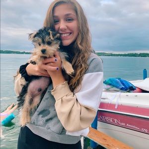 Meet your Posher, Maia